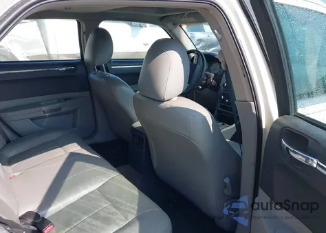 2006 Chrysler 300 Touring from USA, damaged, VIN 2C3KA53G26H360682